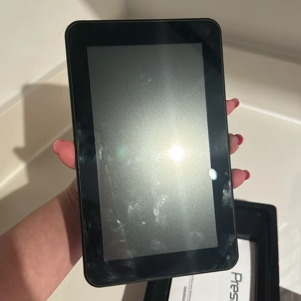 Prestigio MultiPad Ultra Plus Smart Tablet 7.0 inches